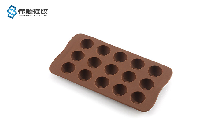 硅膠制品怎么避免白點(diǎn)的產(chǎn)生 硅膠制品怎么避免白點(diǎn)的產(chǎn)生