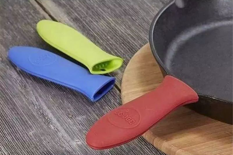 東莞硅膠制品廠出口硅膠制品的時(shí)候要注意嚴(yán)控總遷移量的問(wèn)題 東莞硅膠制品廠出口硅膠制品的時(shí)候要注意嚴(yán)控總遷移量的問(wèn)題