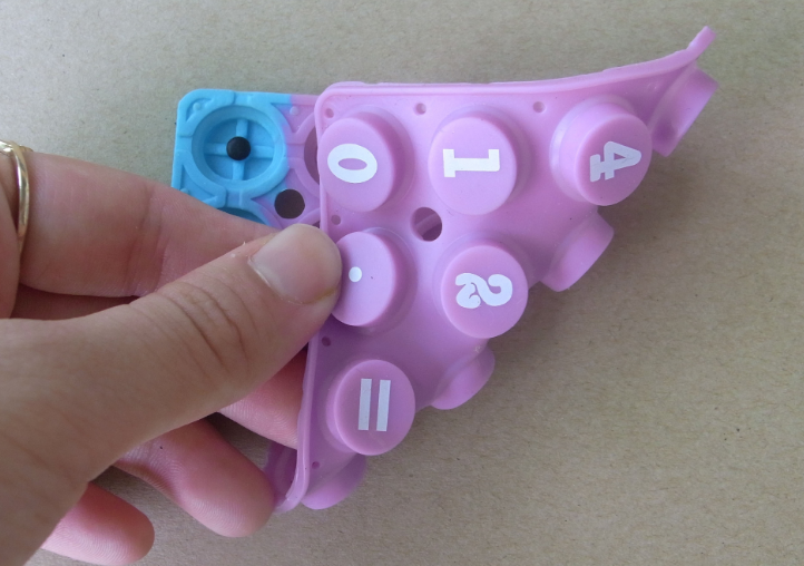 硅膠制品為什么會有毛邊,硅膠制品有毛邊的原因,硅膠制品的披鋒為什么比較大 硅膠制品為什么會有毛邊,硅膠制品有毛邊的原因,硅膠制品的披鋒為什么比較大